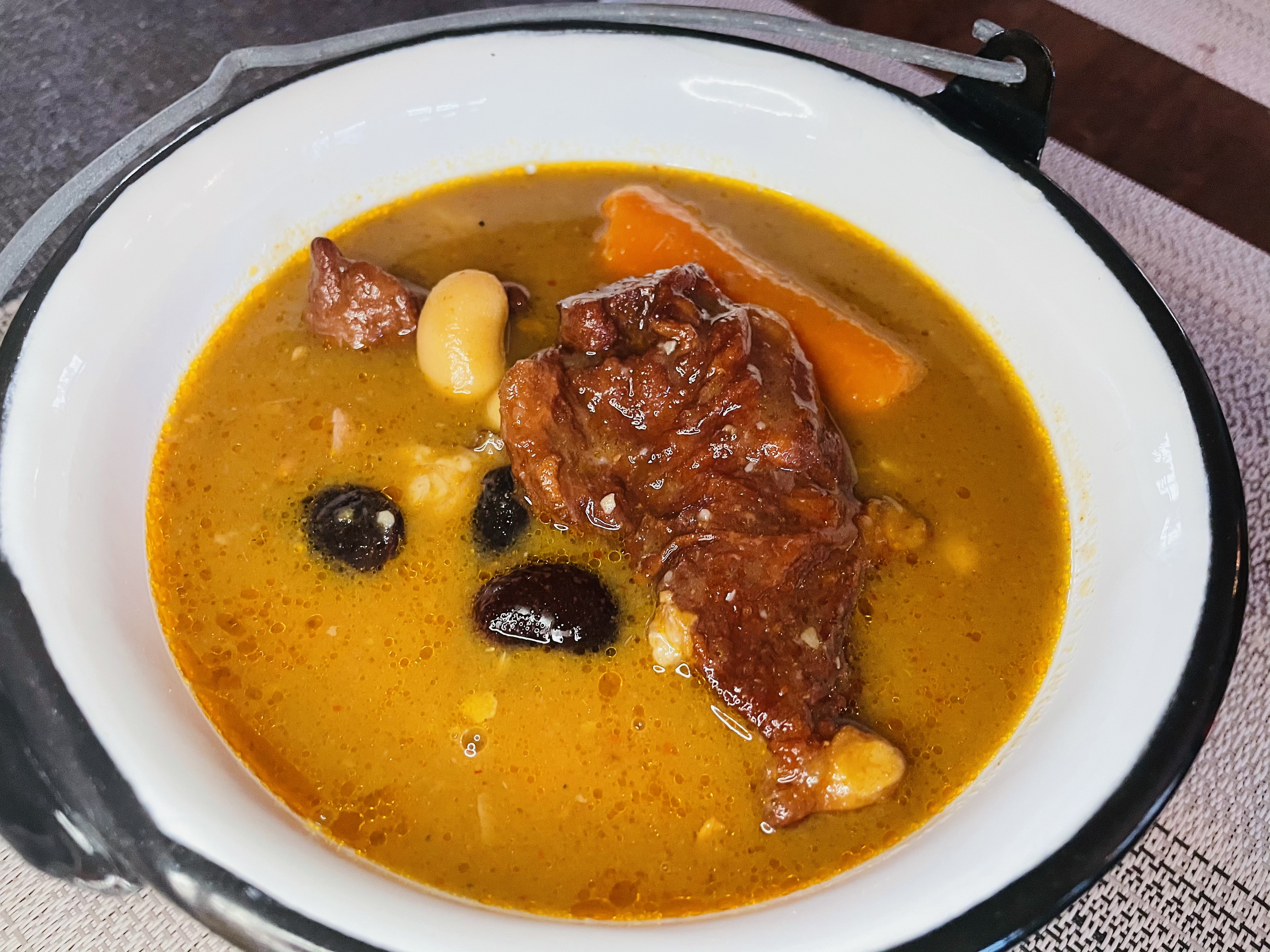  Babgulyás füstölt oldalassal 